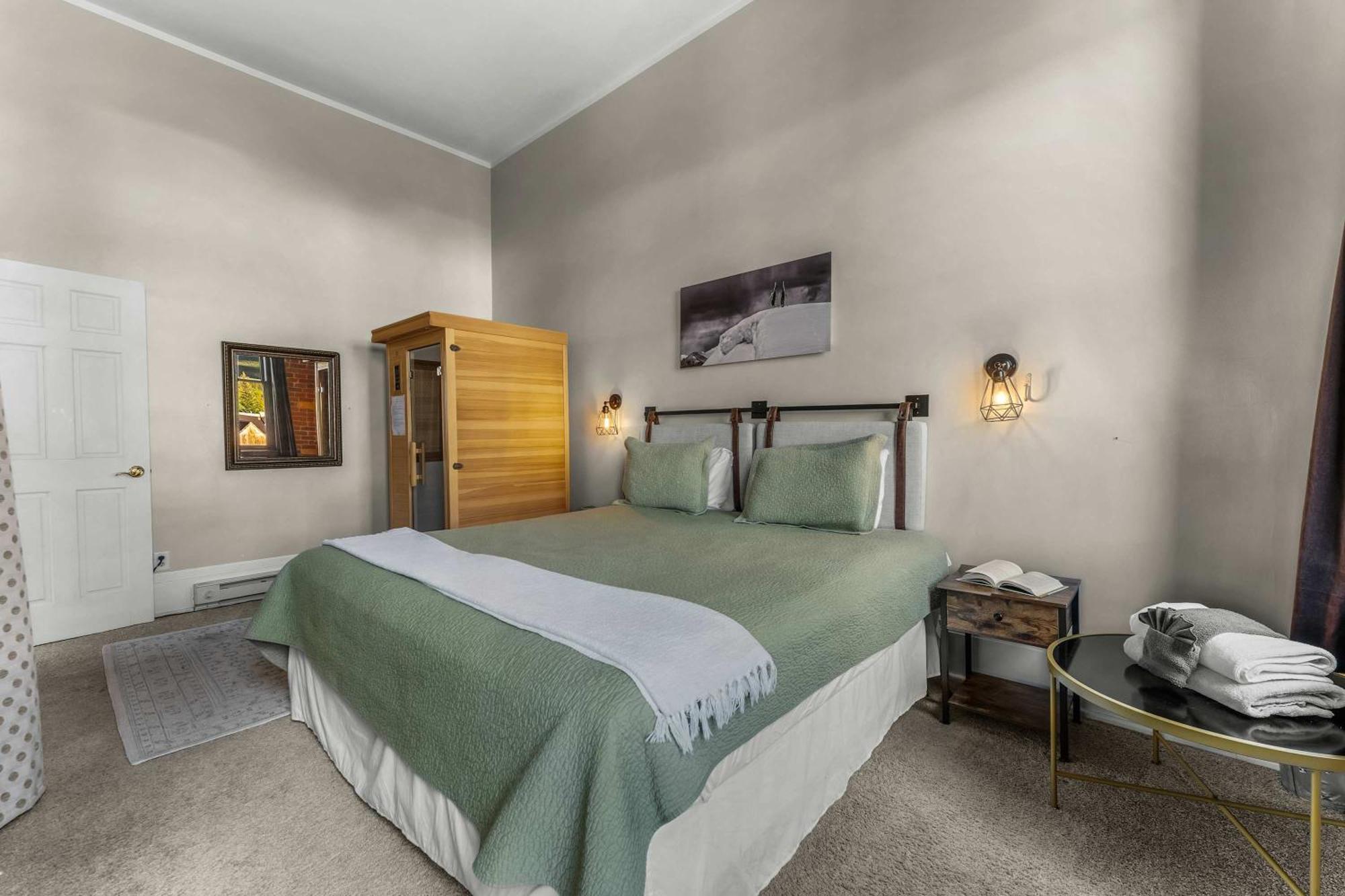 Beautiful Mountain Views In Iconic Building Villa Leadville Bagian luar foto